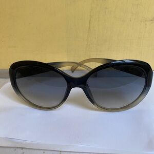 Used Women’s Giorgio Armani Sunglasses in Good Condition